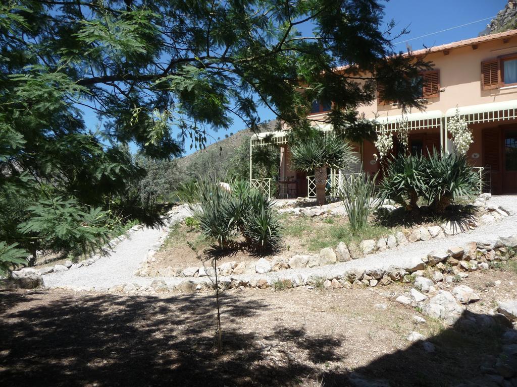 Villa Paladino Solunto Санта Флавия Екстериор снимка