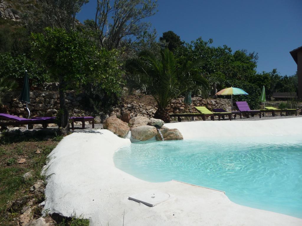 Villa Paladino Solunto Санта Флавия Екстериор снимка