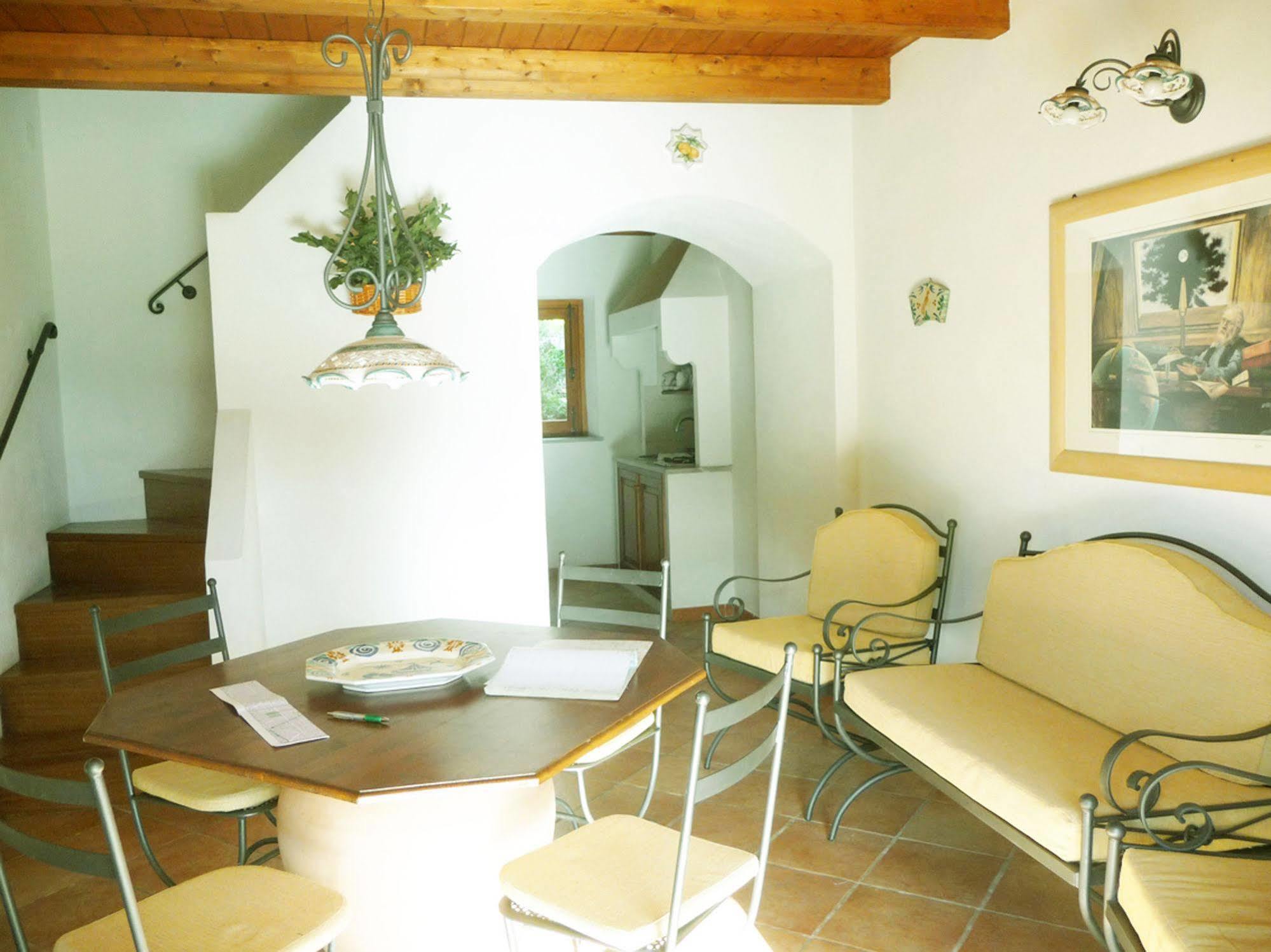 Villa Paladino Solunto Санта Флавия Екстериор снимка
