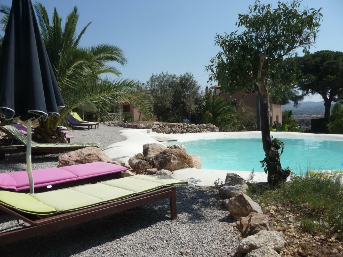 Villa Paladino Solunto Санта Флавия Екстериор снимка